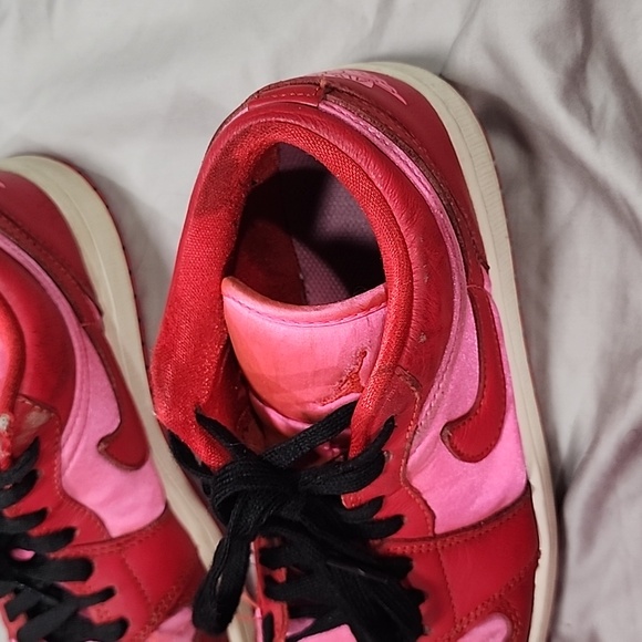Women air jordan pink/red shoes size 8.5 - Picture 11 of 11